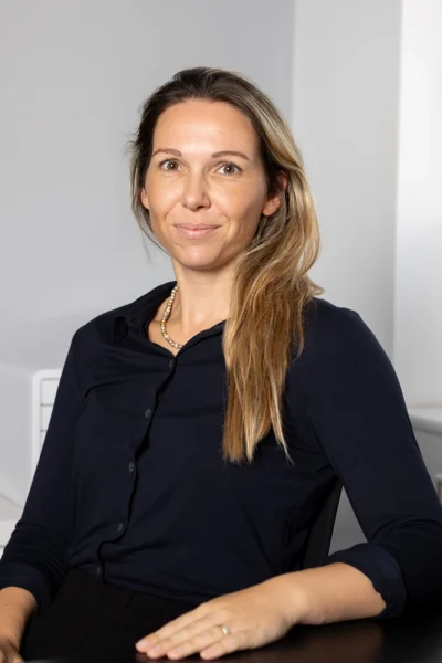 Fachärztin Dr. med. Lena E. Onken